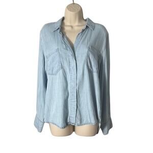 Elie Tahari Light Blue Button Front Split Back Hem Blouse Size XL